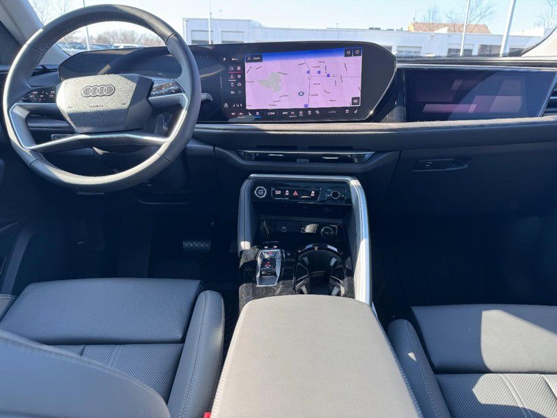 New 2025 Audi Q5 Prestige image 8