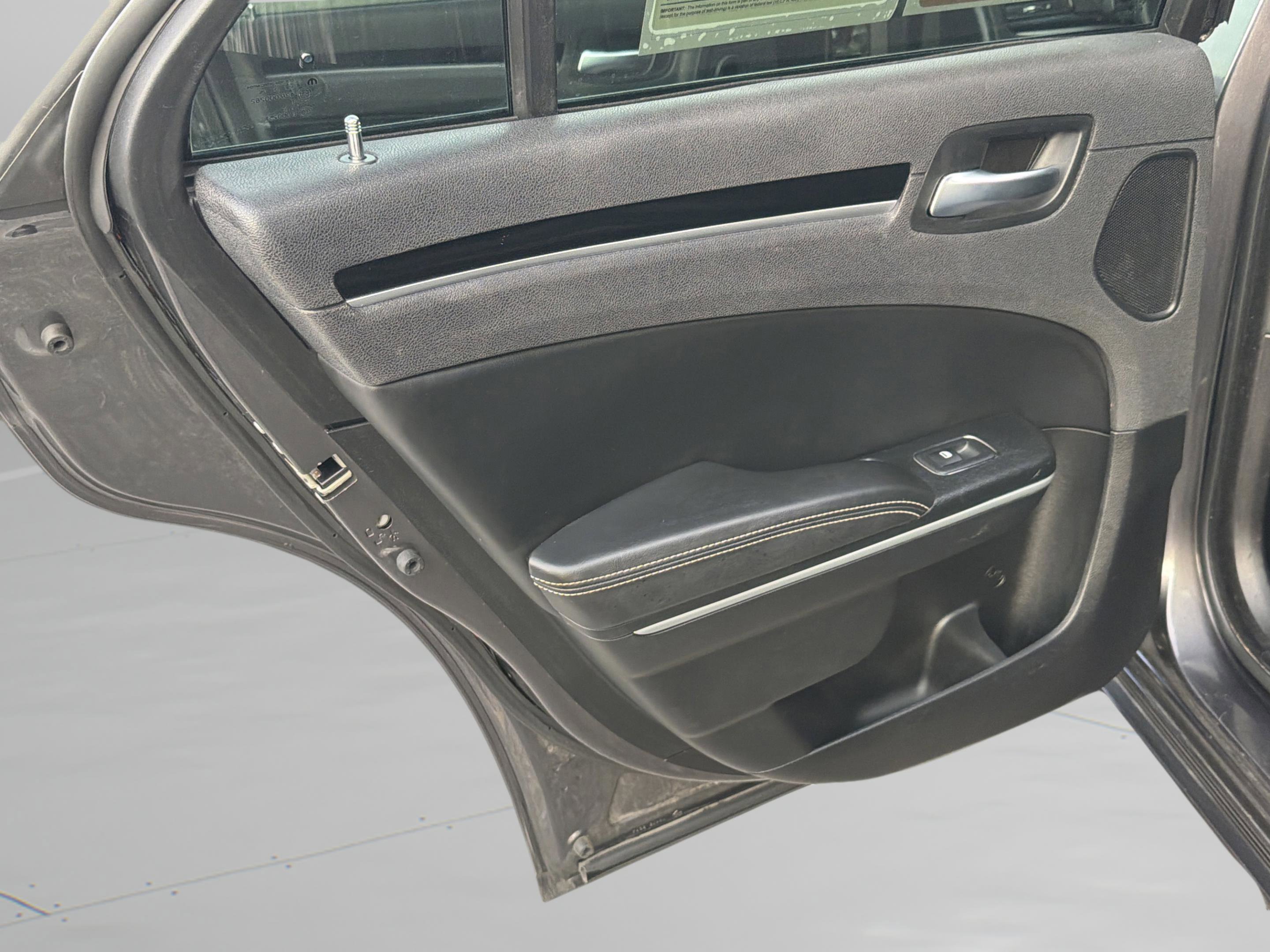 Used 2023 Chrysler 300 S image 19