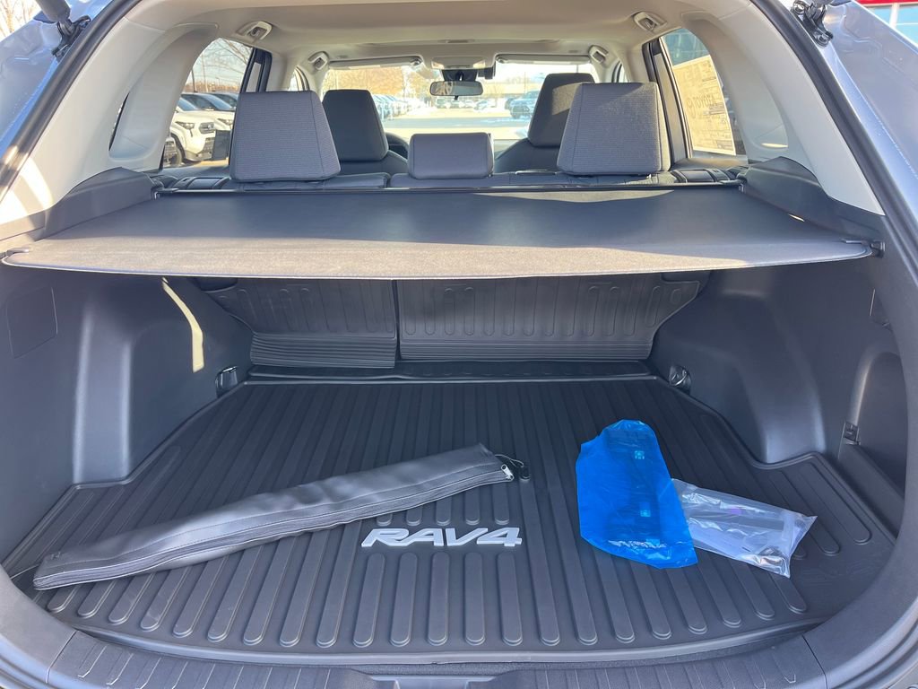 New 2025 Toyota RAV4 XLE image 23