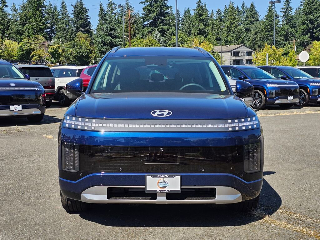 New 2026 Hyundai Ioniq 9 SEL image 2
