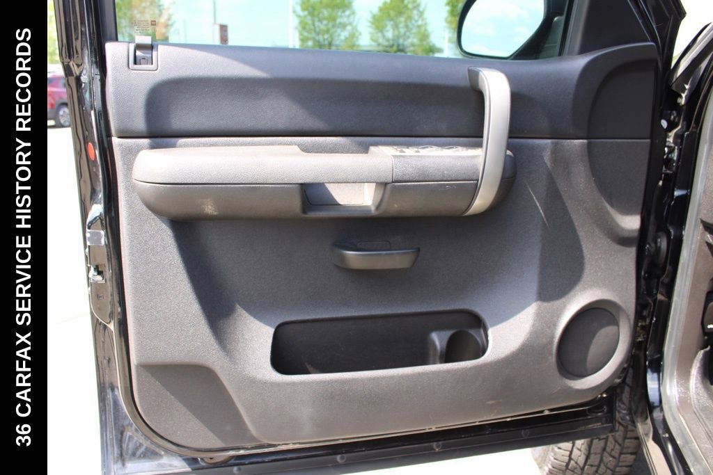 Used 2008 GMC Sierra 1500 SLE w/ Pro Grade Edition AWD/4WD image 17