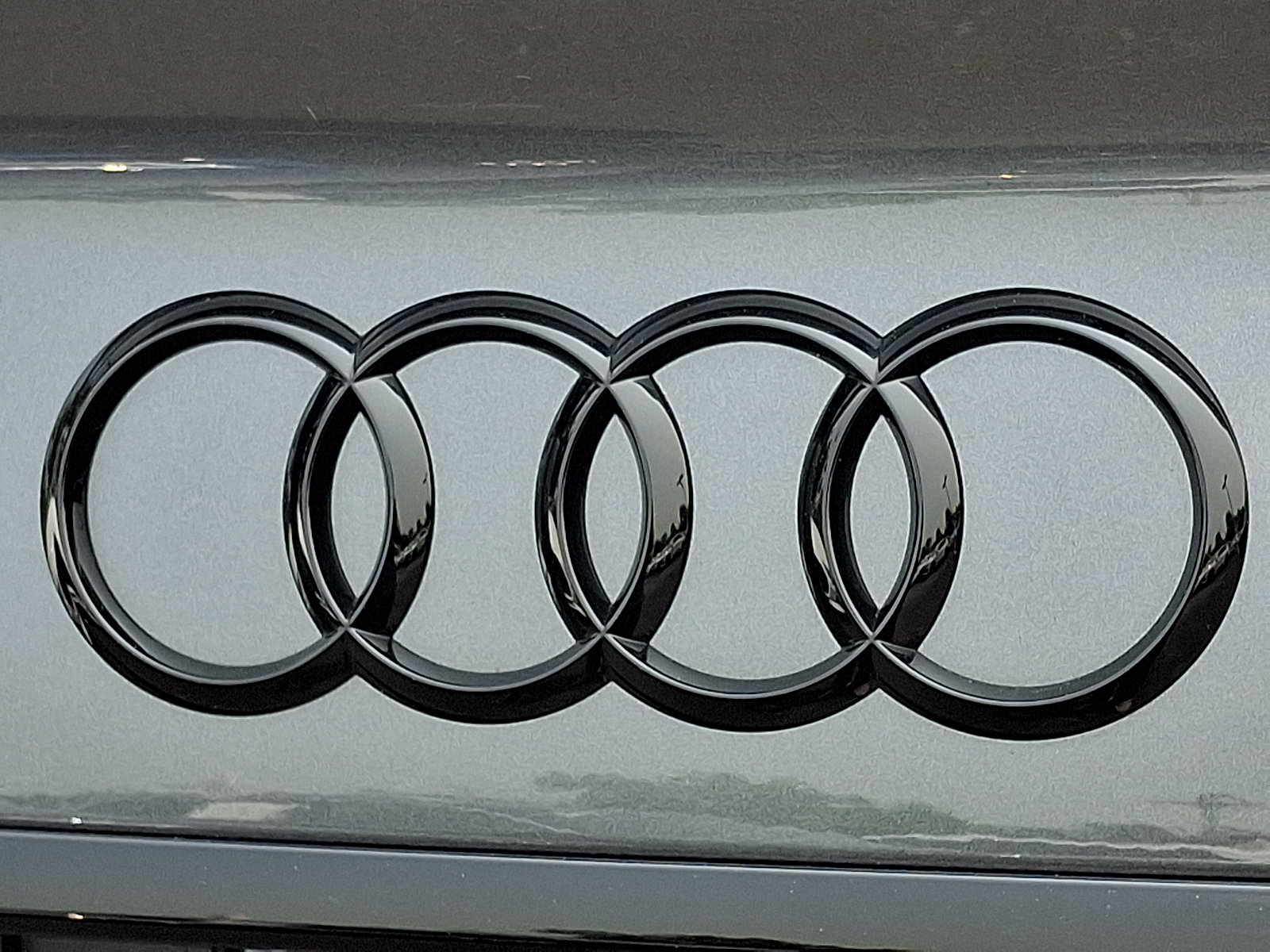 Certified 2025 Audi A4 2.0T Premium Plus AWD/4WD image 30