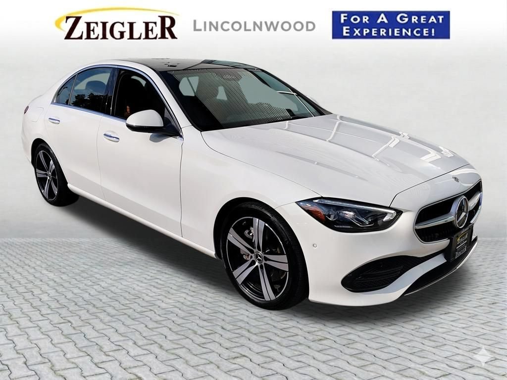 Used 2025 Mercedes-Benz C 300 4MATIC Sedan image 4