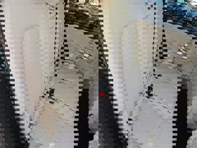 Used 2023 Mercedes-Benz EQB 250+ EQB 250+ w/ Exclusive Package image 19