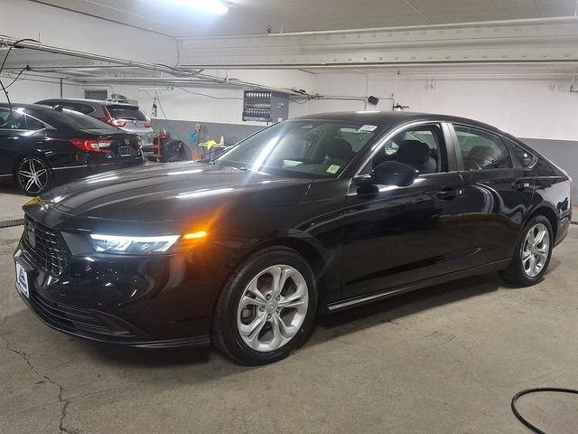 Certified 2023 Honda Accord LX image 3