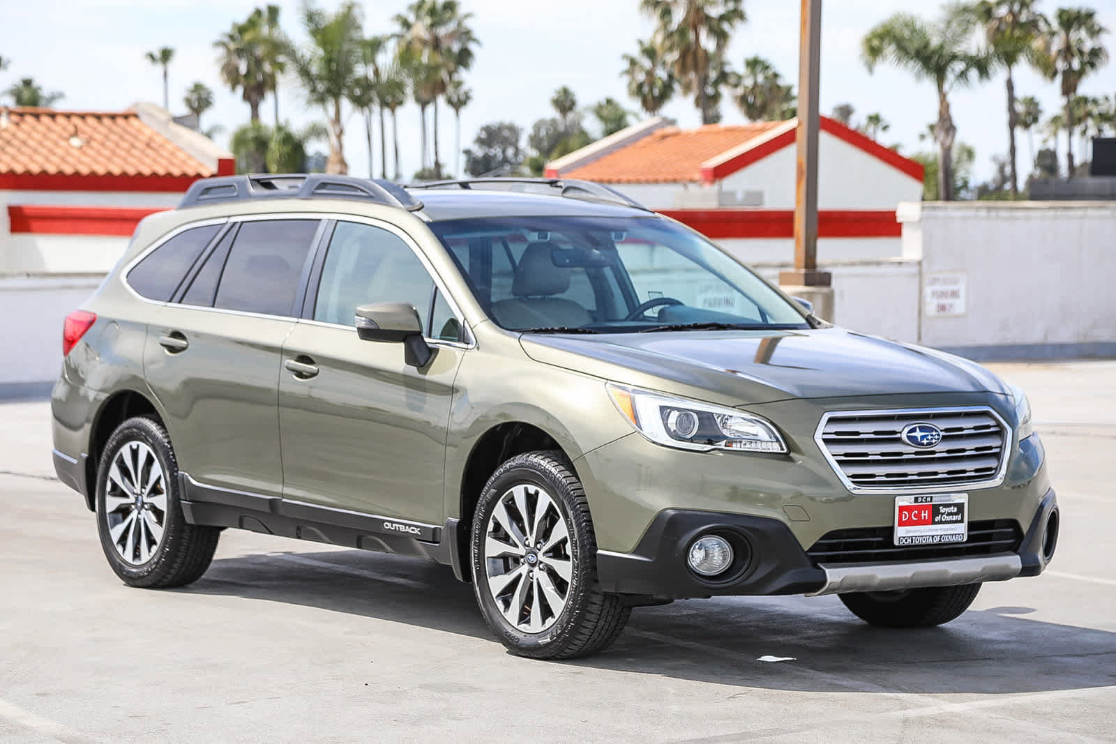 Used 2017 Subaru Outback 2.5i Limited image 4