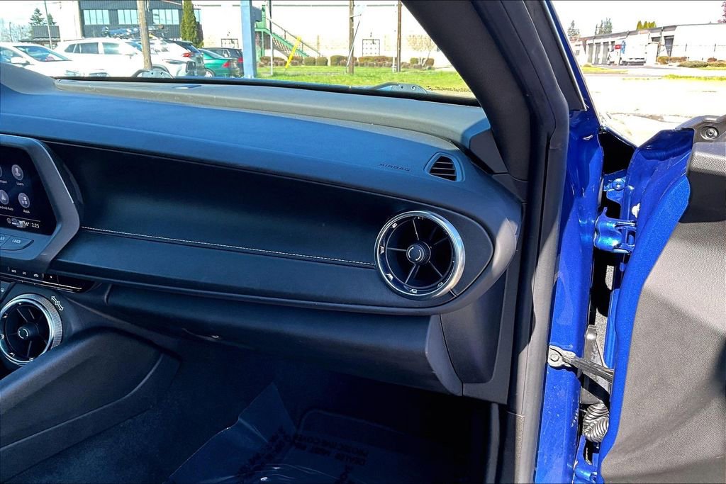 Used 2021 Chevrolet Camaro LT w/ RS Package image 19