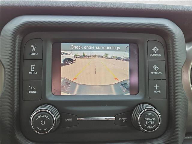 Used 2020 Jeep Gladiator Sport AWD/4WD image 13