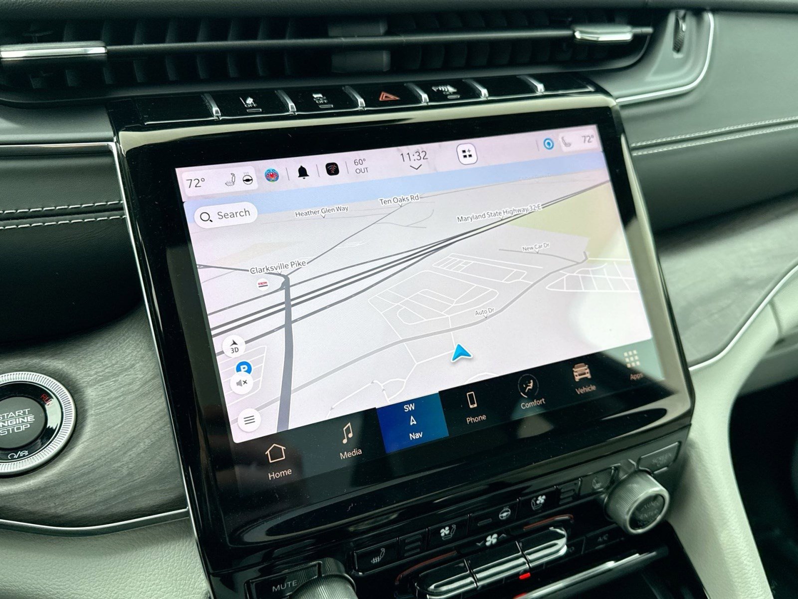 Used 2023 Jeep Grand Cherokee L Overland w/ Advanced Protech Group III image 20