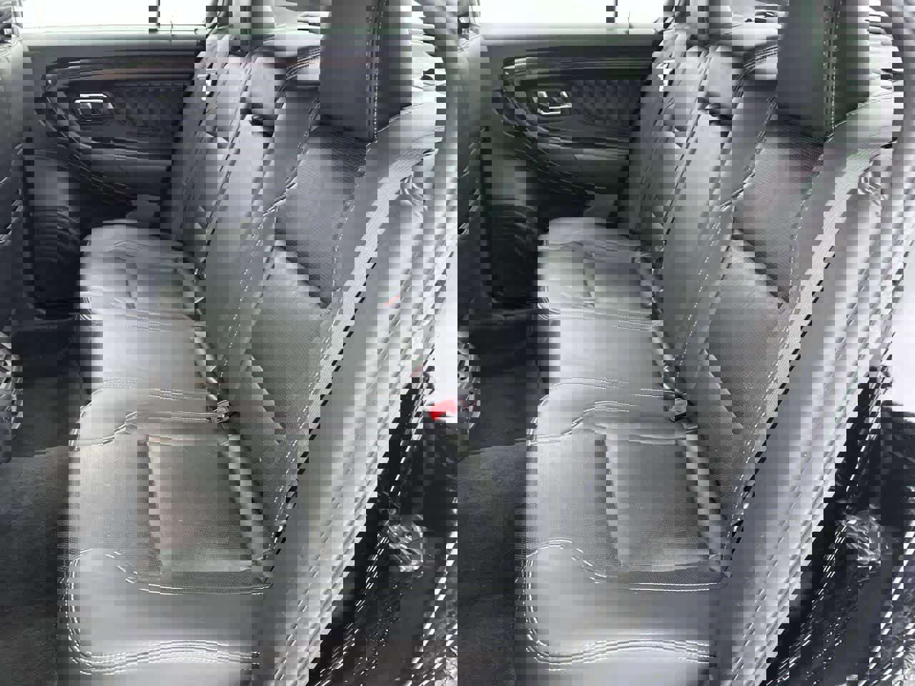 Used 2017 Ford Taurus Limited image 18