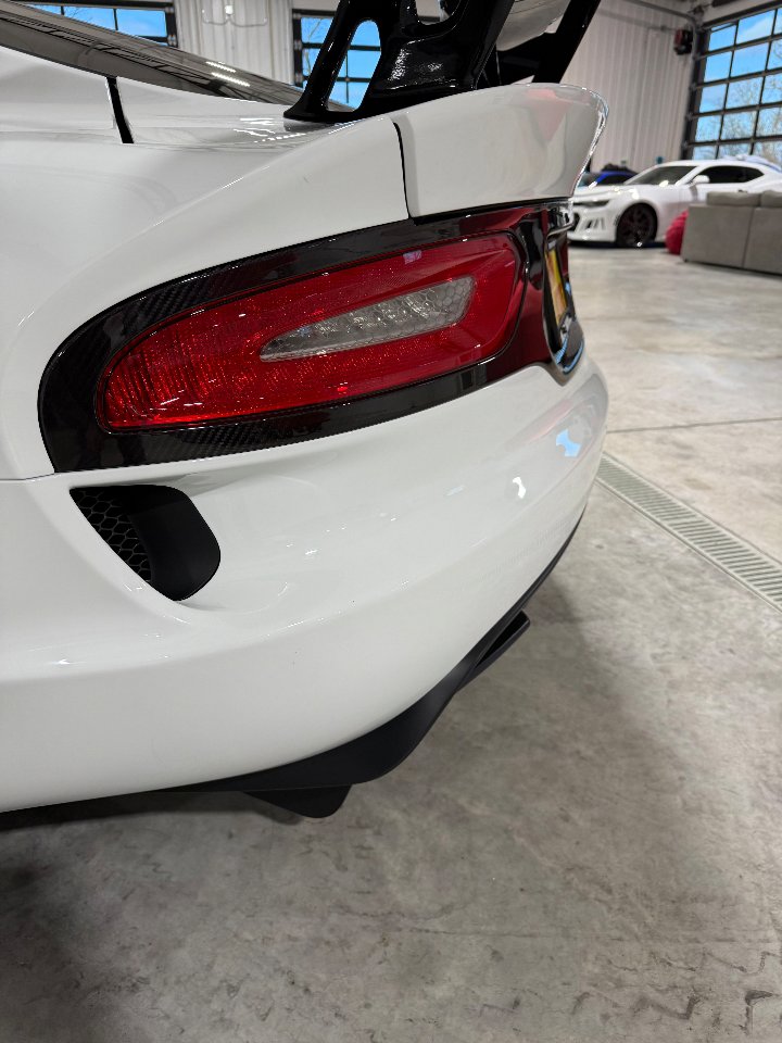Used 2017 Dodge Viper ACR w/ Extreme Aero Package image 28