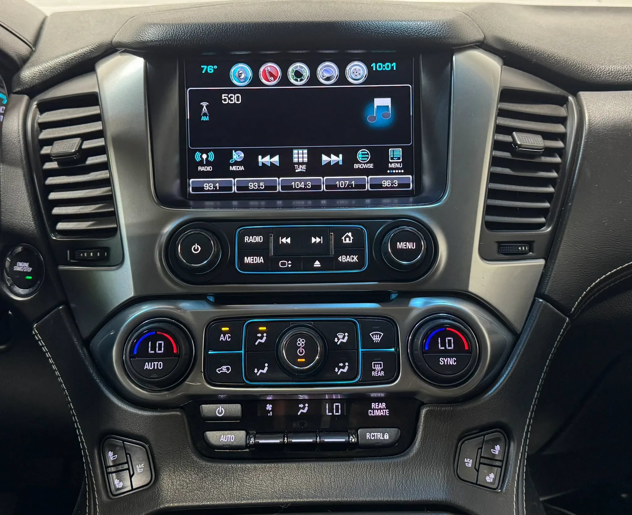 Used 2016 Chevrolet Suburban LTZ AWD/4WD image 20