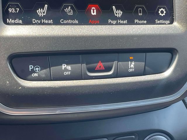 Used 2023 Jeep Cherokee Trailhawk w/ Trailer Tow Group AWD/4WD image 17