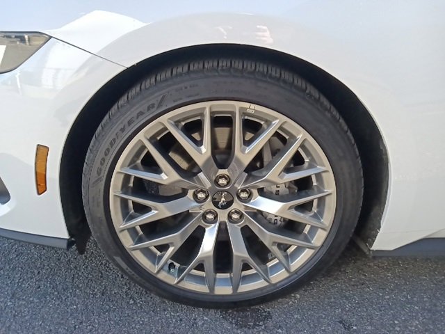 Used 2024 Ford Mustang GT Premium image 10