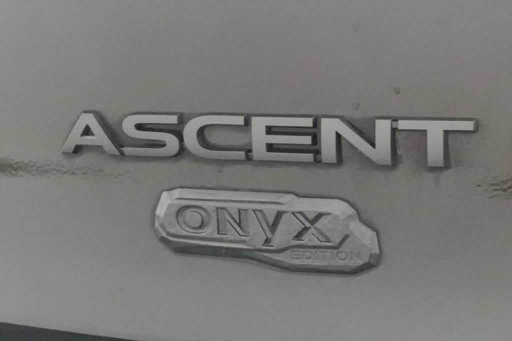 Used 2023 Subaru Ascent Onyx Edition image 11