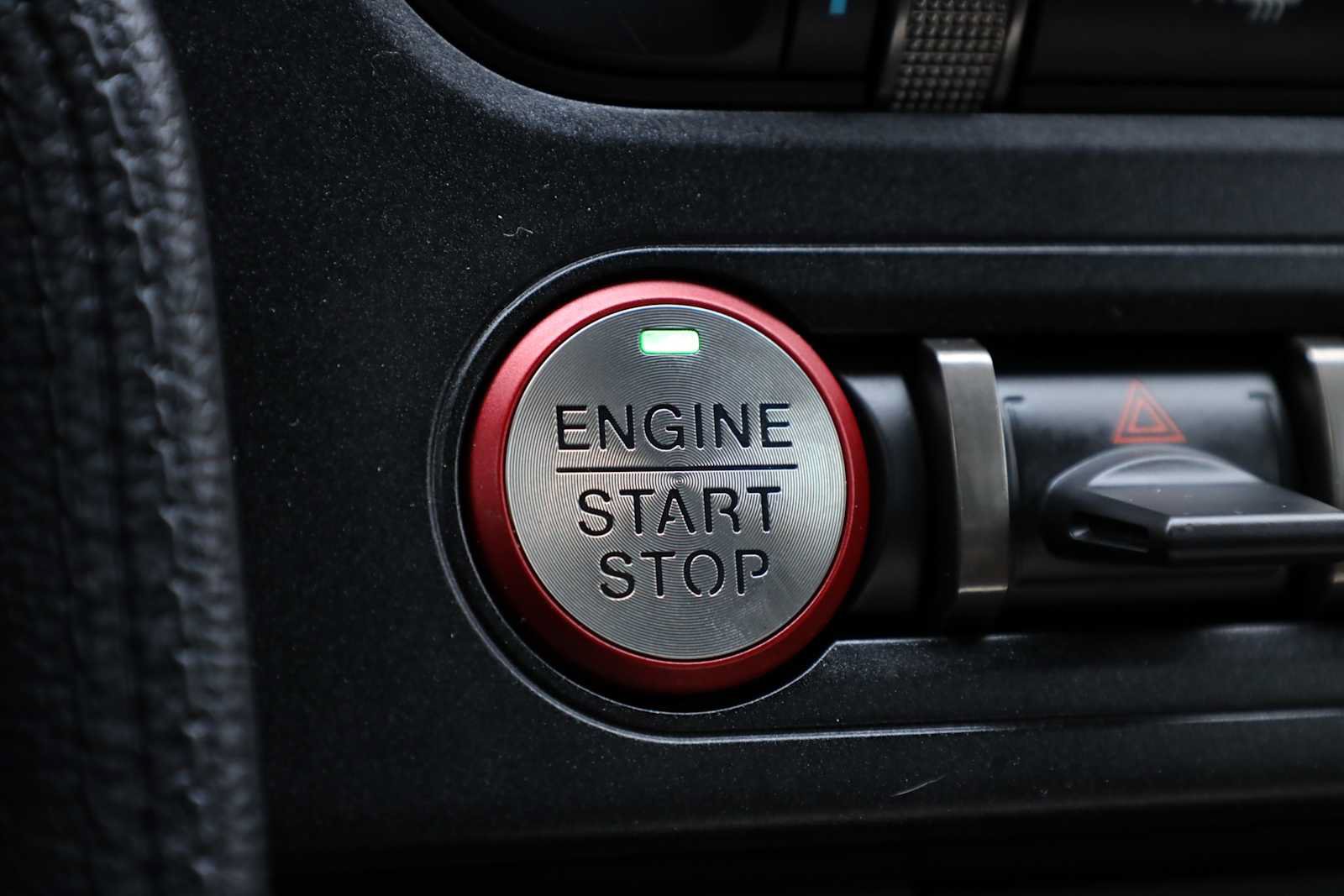 Used 2019 Ford Mustang Shelby GT350 w/ Technology Package RWD image 26