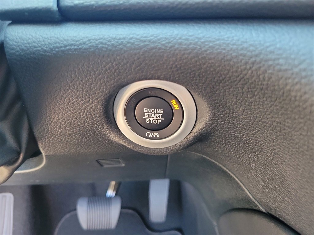 New 2026 Chrysler Pacifica Limited image 22