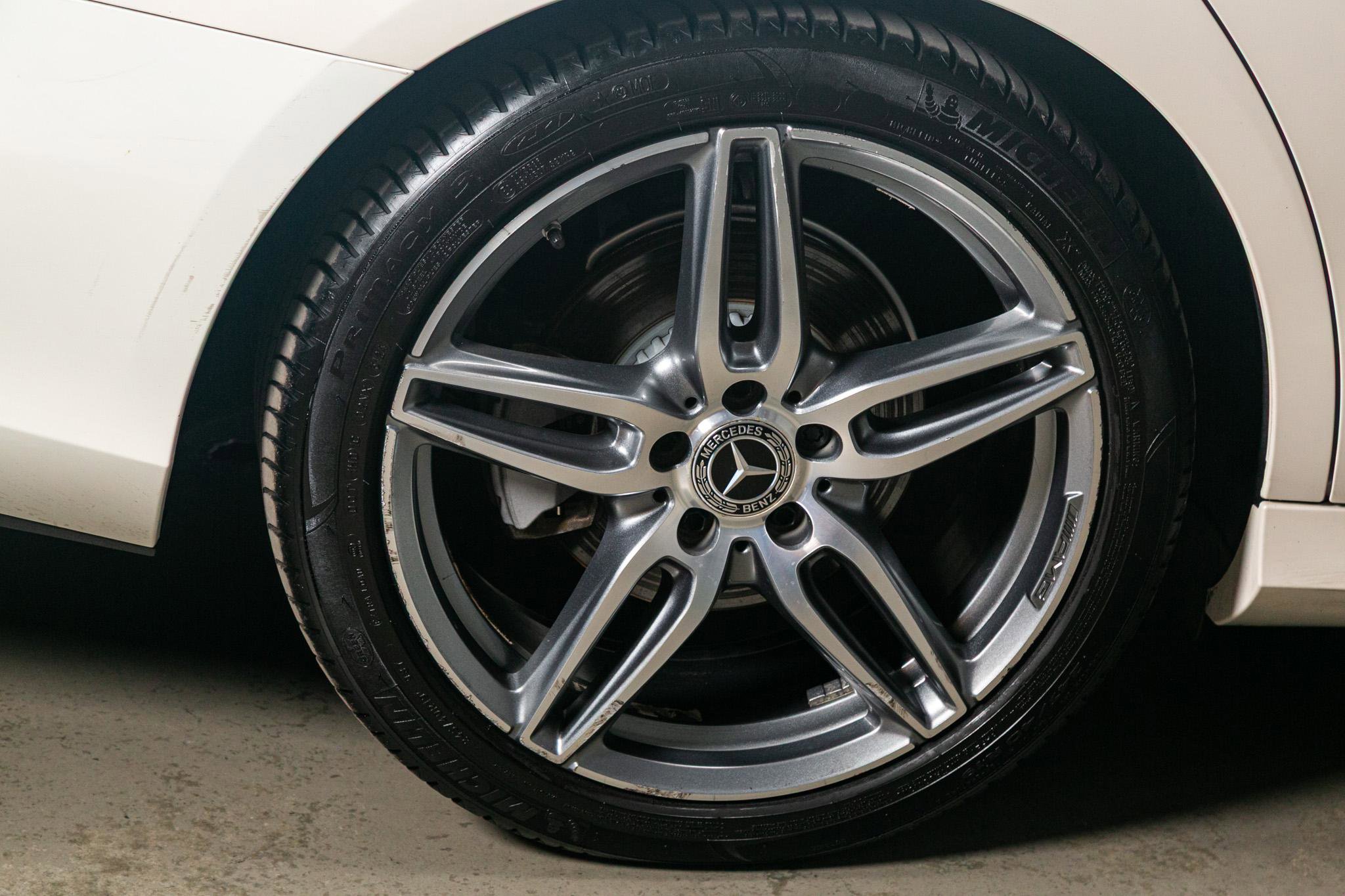 Used 2018 Mercedes-Benz E 300 E 300 RWD Sedan w/ Premium 1 Package image 18