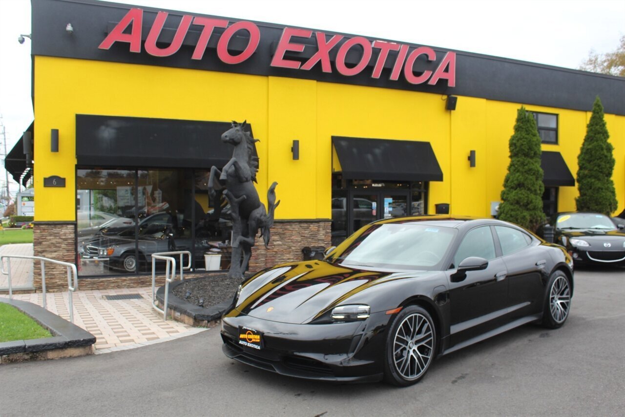 Used 2022 Porsche Taycan image 1