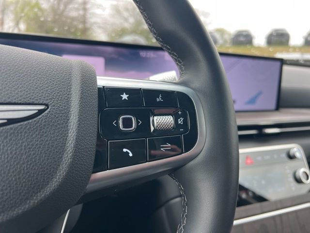 Used 2025 Genesis GV80 2.5T Select image 24