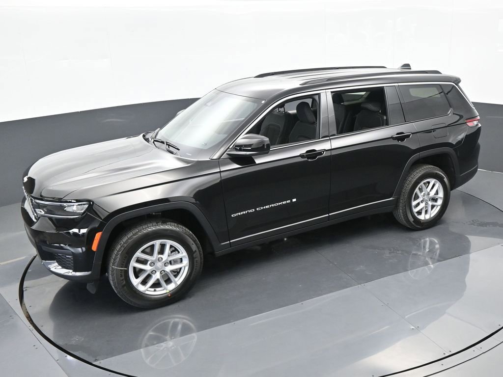 Used 2024 Jeep Grand Cherokee L Laredo w/ Luxury Tech Group I image 35