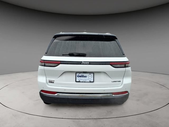 Used 2023 Jeep Grand Cherokee Limited AWD/4WD image 7