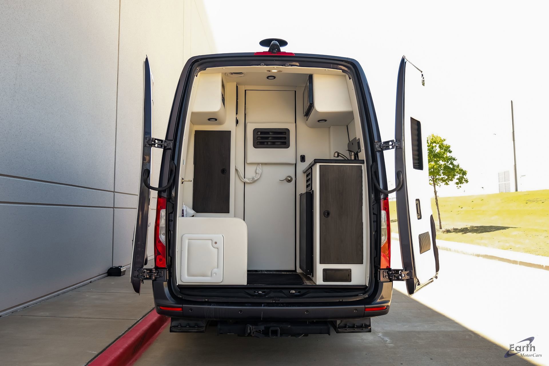 Used 2021 Mercedes-Benz Sprinter 3500 w/ Comfort Plus Package image 74