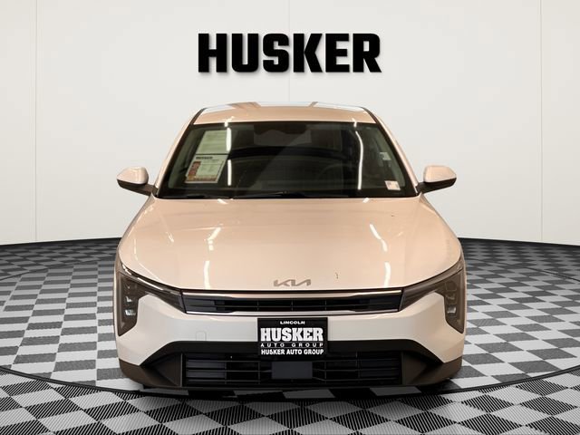 Used 2025 Kia K4 LXS FWD image 3