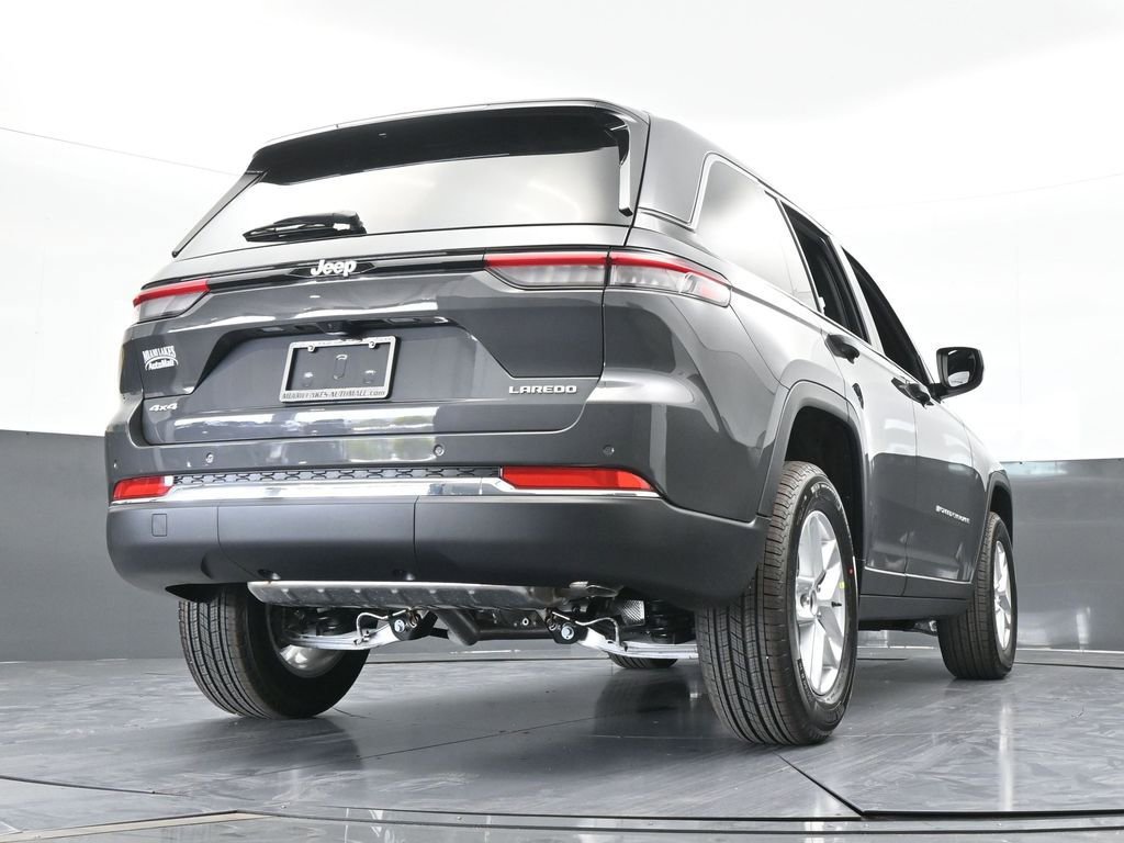 New 2026 Jeep Grand Cherokee Laredo X AWD/4WD image 57