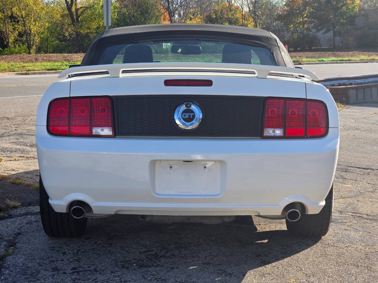 Used 2008 Ford Mustang GT Premium RWD image 6