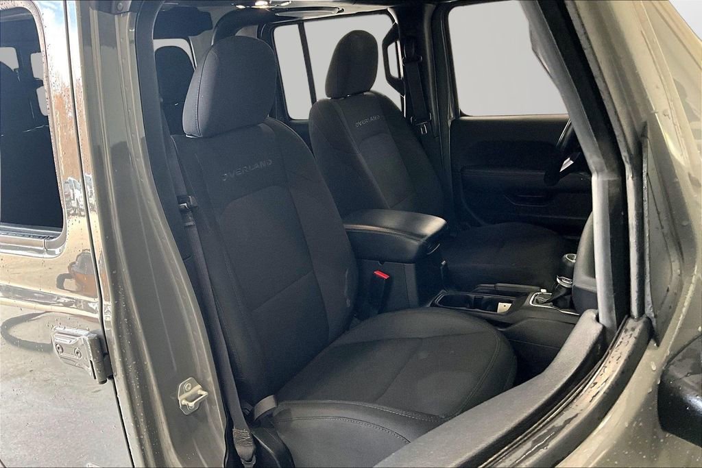 Used 2022 Jeep Gladiator Overland w/ Cold Weather Group AWD/4WD image 28