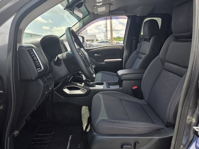 Certified 2024 Nissan Frontier SV w/ Technology Package AWD/4WD image 9