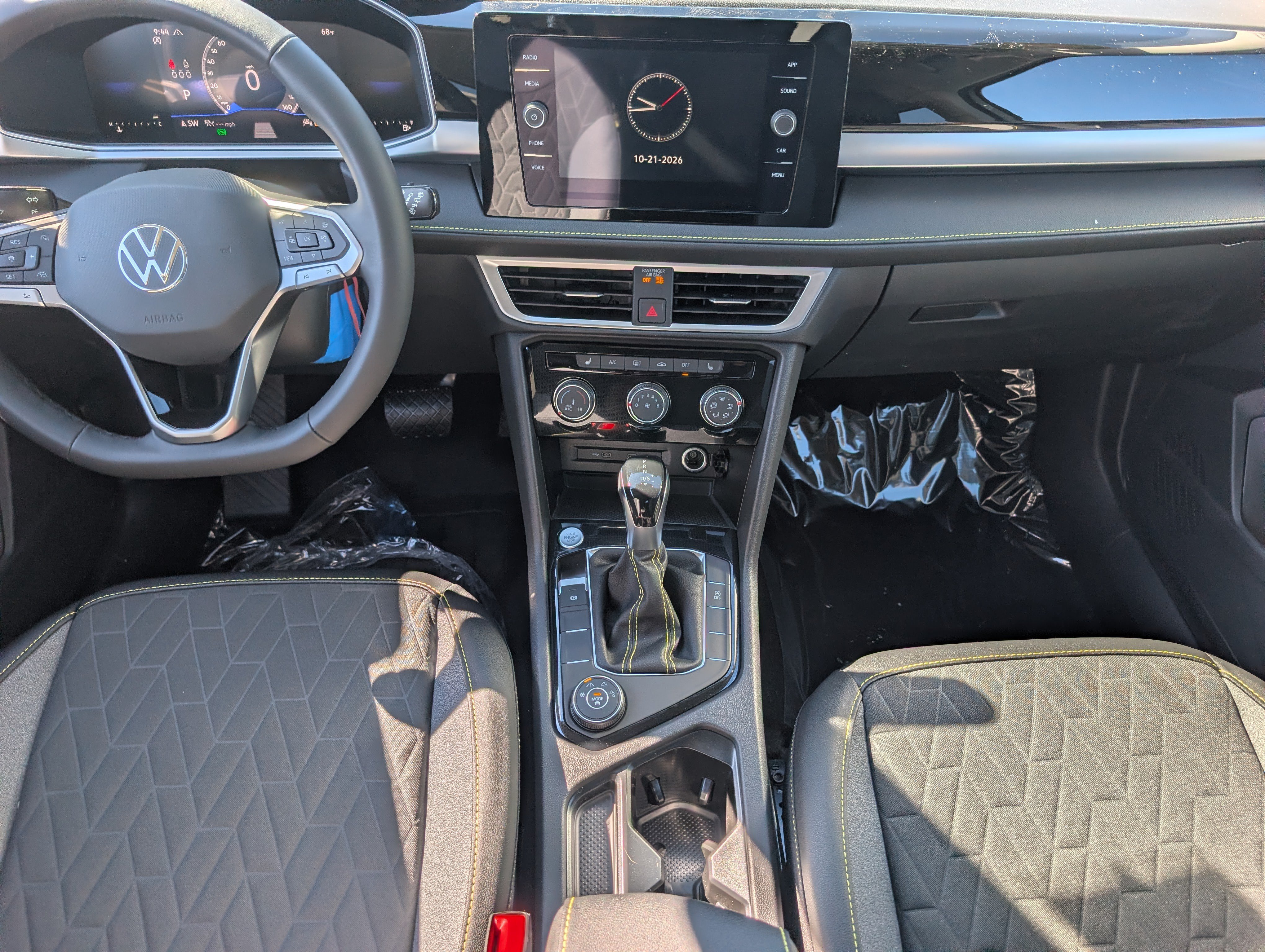New 2027 Volkswagen Taos Sport AWD/4WD image 15