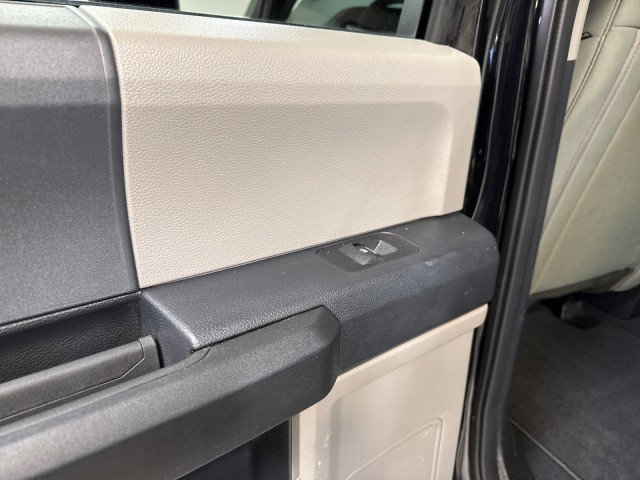 Used 2022 Ford F250 XL w/ STX Appearance Package image 41