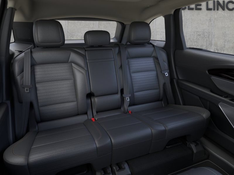 New 2026 Lincoln Nautilus Reserve AWD/4WD image 11
