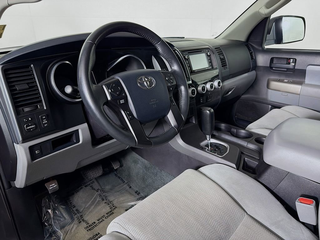 Used 2018 Toyota Sequoia SR5 image 10