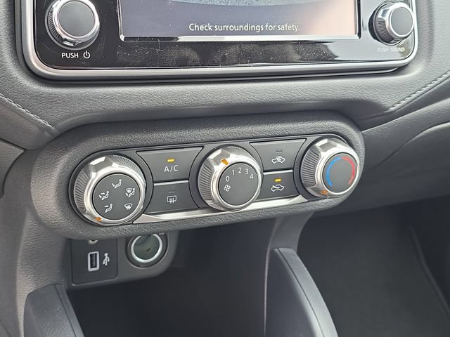 Used 2025 Nissan Versa S w/ Trunk Package FWD image 26