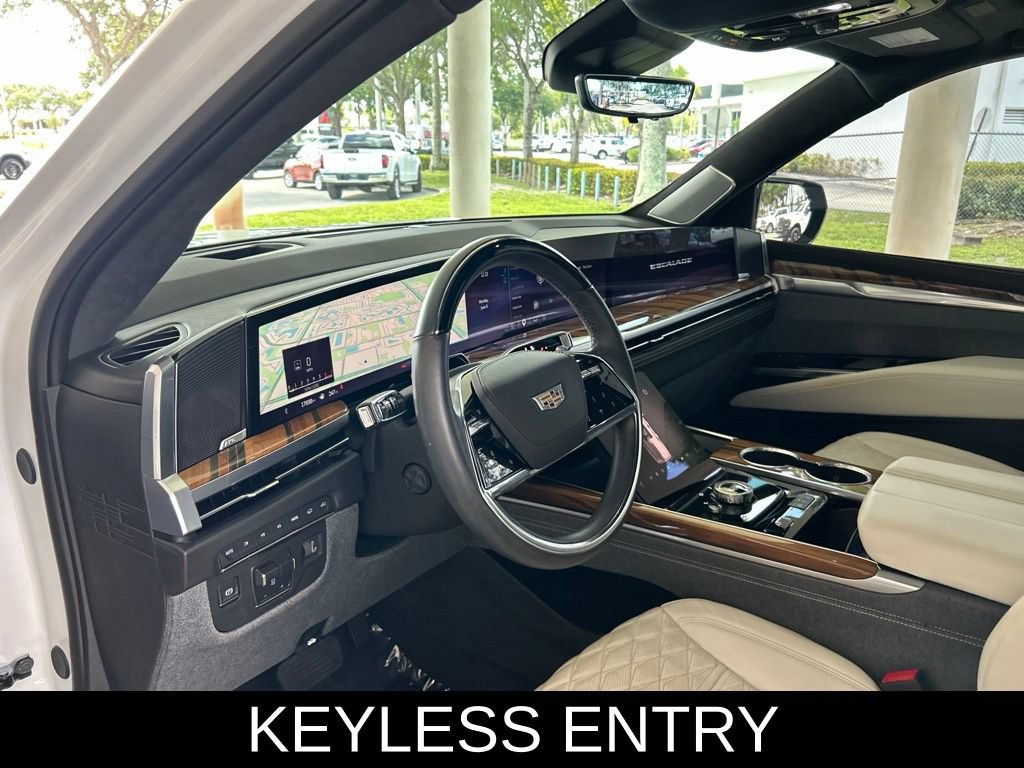 Used 2025 Cadillac Escalade Sport Platinum AWD/4WD image 8