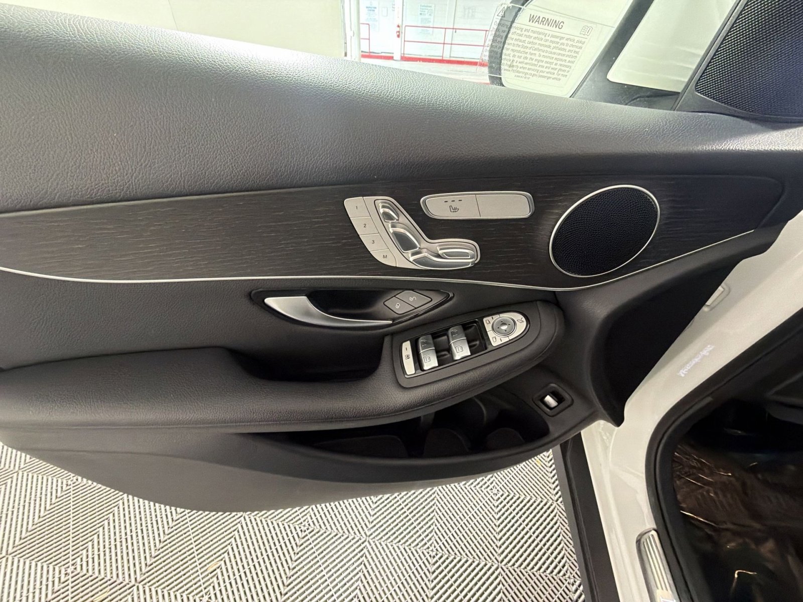 Used 2020 Mercedes-Benz GLC 300 GLC 300 image 15