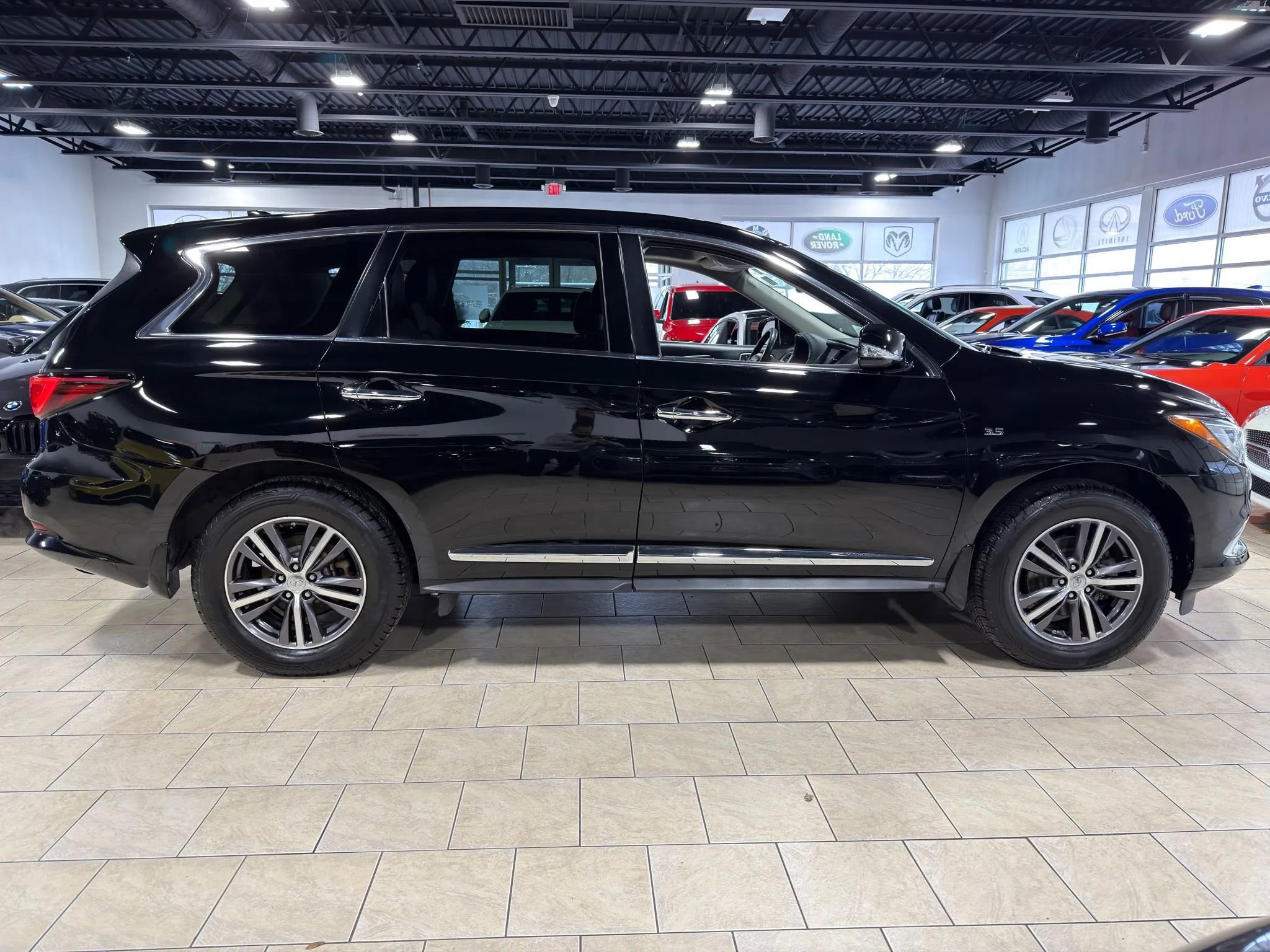 Used 2019 INFINITI QX60 Pure image 23