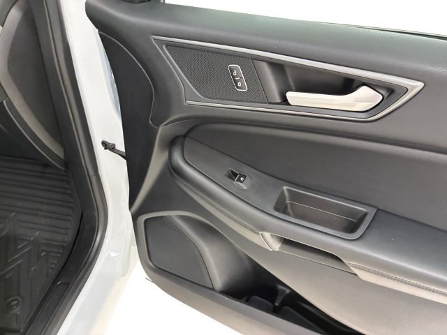 Used 2022 Ford Edge SE w/ Black Appearance Package AWD/4WD image 15