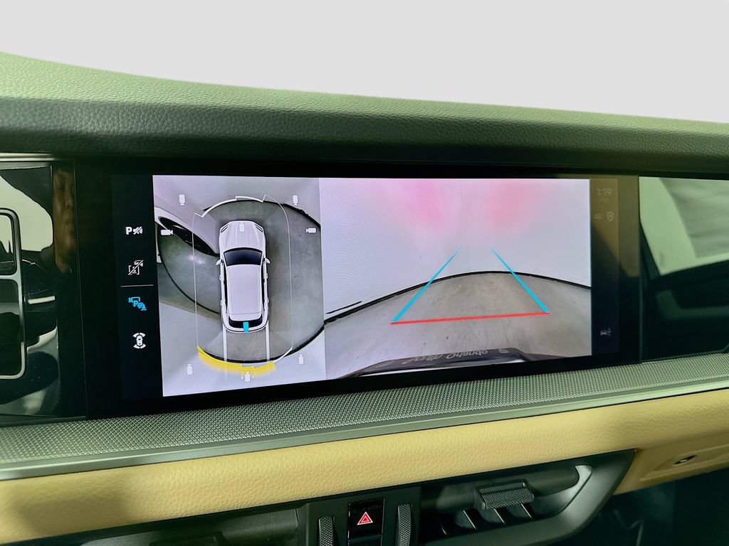 Certified 2026 Porsche Cayenne AWD/4WD image 17