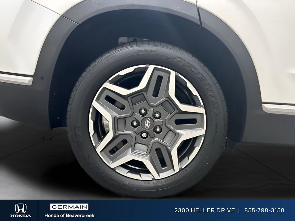 Used 2022 Hyundai Santa Fe Limited FWD image 13