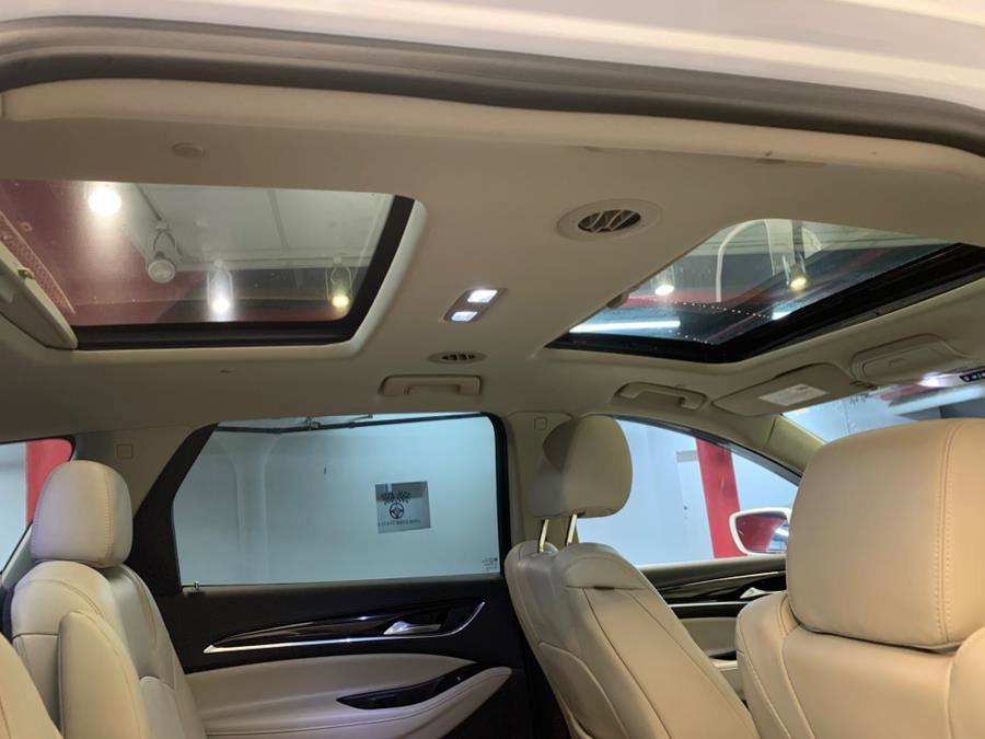 Used 2020 Buick Enclave Premium w/ Sun and Sites Package image 59