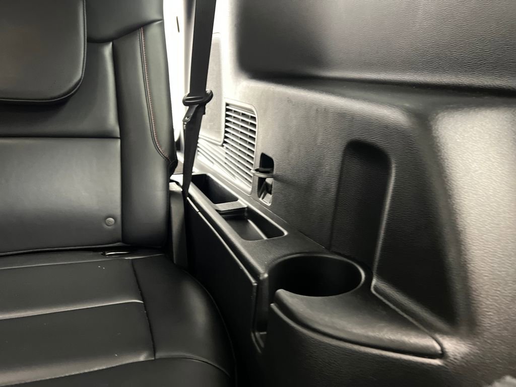 Used 2025 Ford Explorer ST-Line w/ ST-Line Street Pack image 34