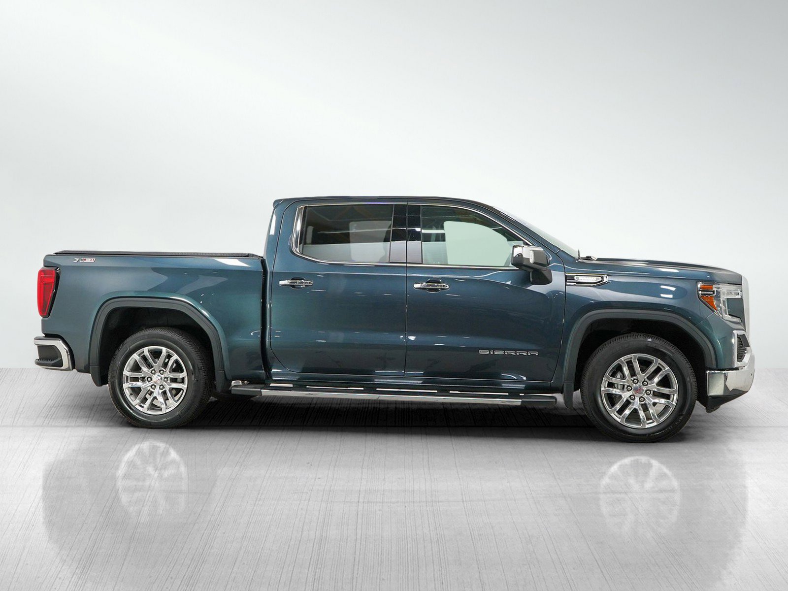 Used 2020 GMC Sierra 1500 SLT w/ SLT Premium Plus Package AWD/4WD image 6