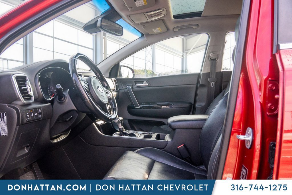 Used 2019 Kia Sportage EX w/ EX Technology Package FWD image 3