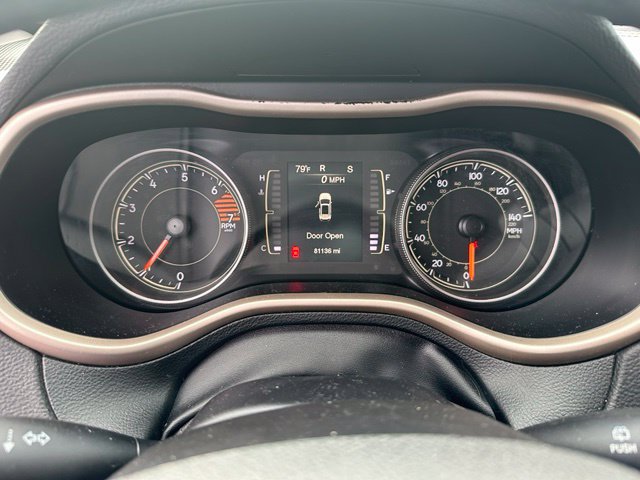 Used 2017 Jeep Cherokee Sport FWD image 18