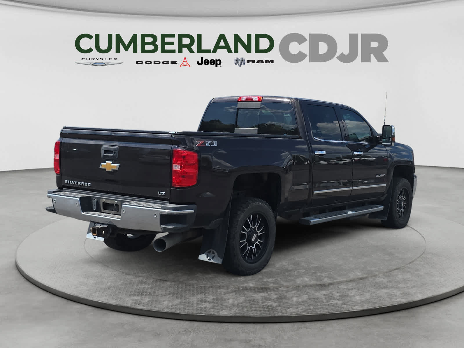 Used 2018 Chevrolet Silverado 2500 LTZ w/ Duramax Plus Package AWD/4WD image 6