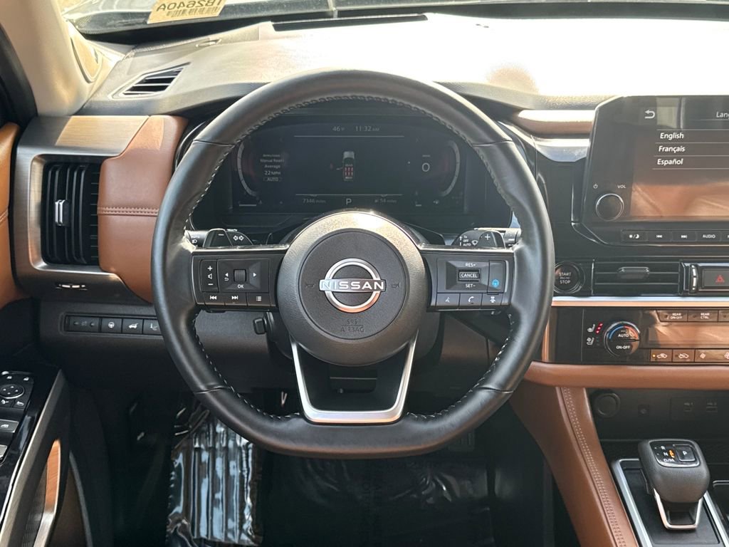 Used 2025 Nissan Pathfinder Platinum w/ Cargo Package image 15